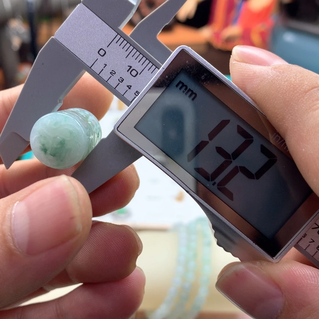 颈饰银S925镶嵌翡翠