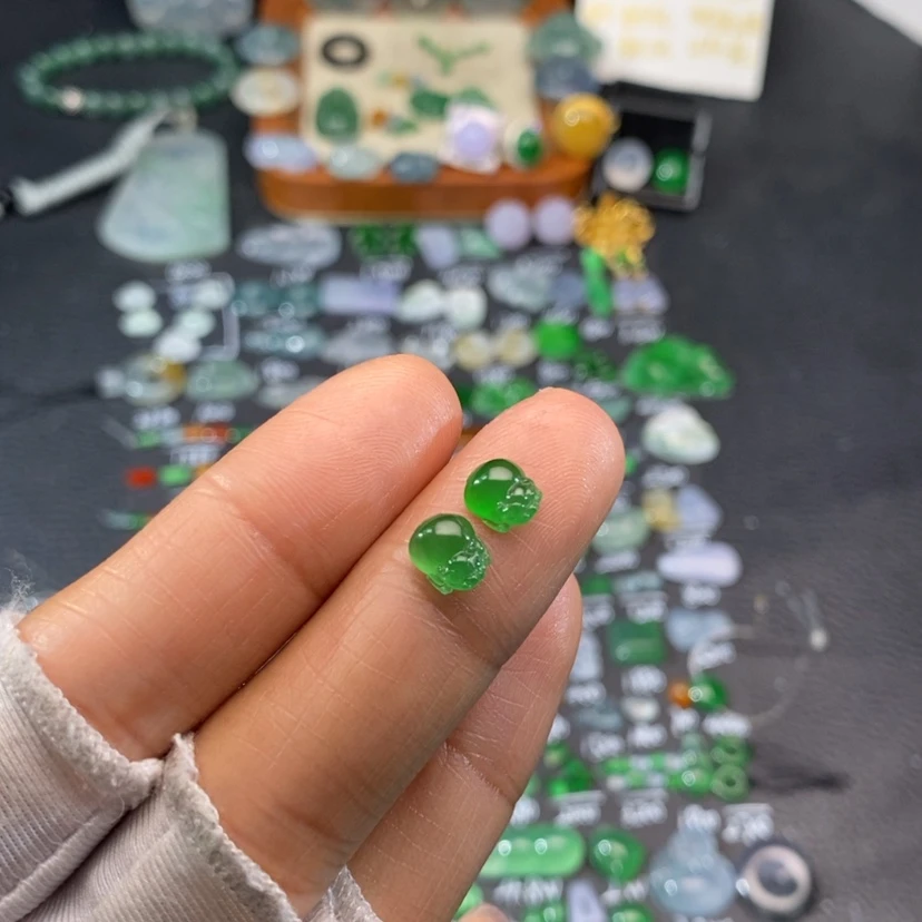 【闪购商品】翡翠挂件未镶嵌金蟾