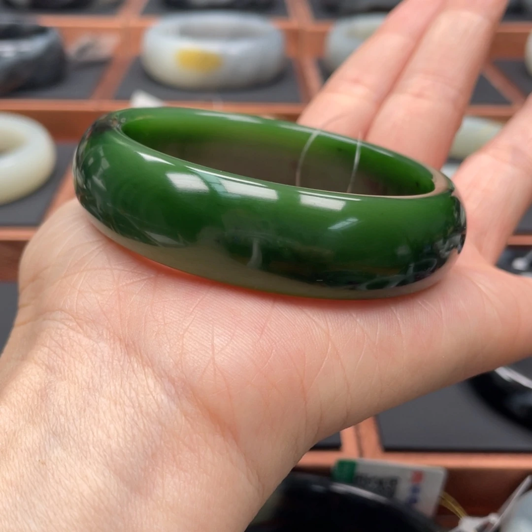 和田玉未镶嵌手镯57.7圈口