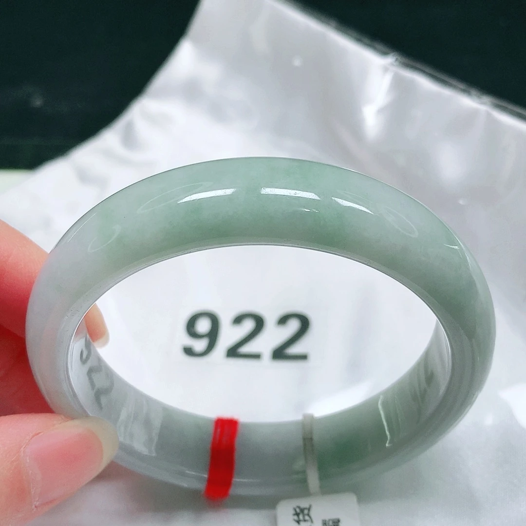 翡翠未镶嵌手镯37 号翡翠手镯