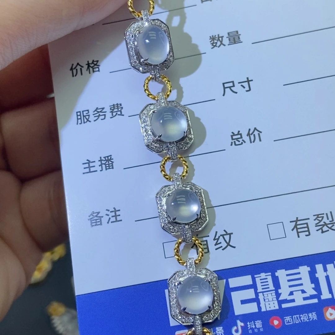 翡翠18K金镶嵌颈饰基地发货 假一赔三
