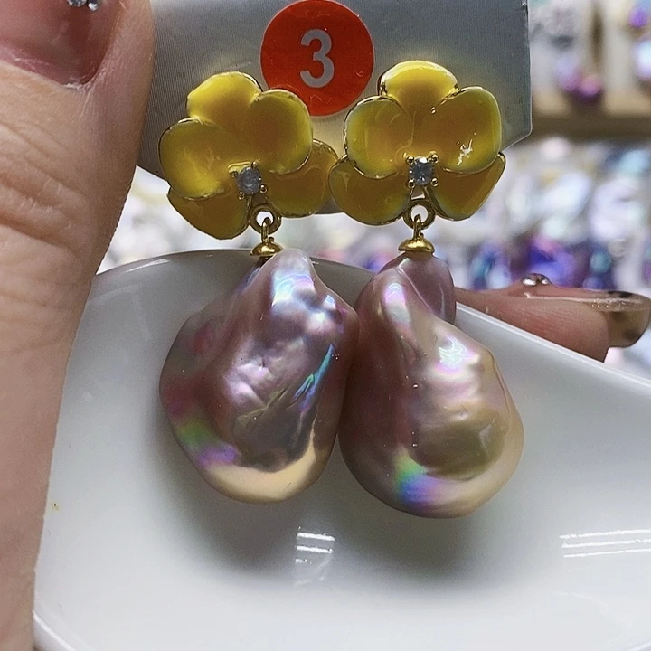 银S925镶嵌耳饰淡水珍珠