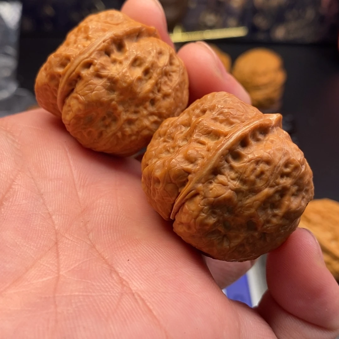 把件文玩核桃帝王龙脊