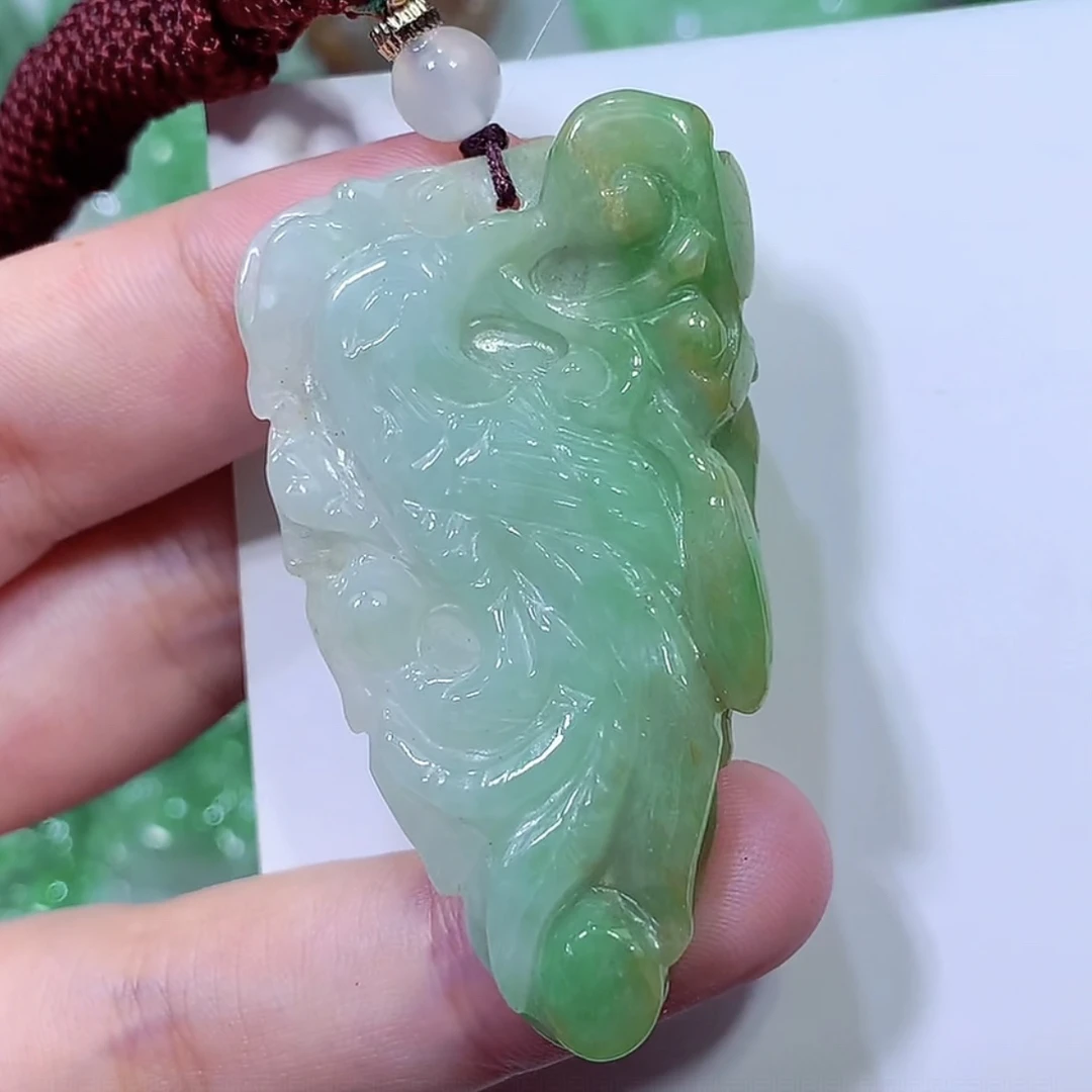 缅甸天然A货翡翠黄加绿吊坠