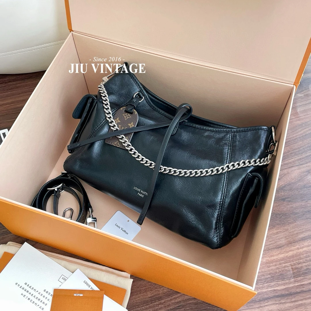 99新 LouisVuitton/路易威登 黑色cargoCJM15-0200 单肩斜挎包