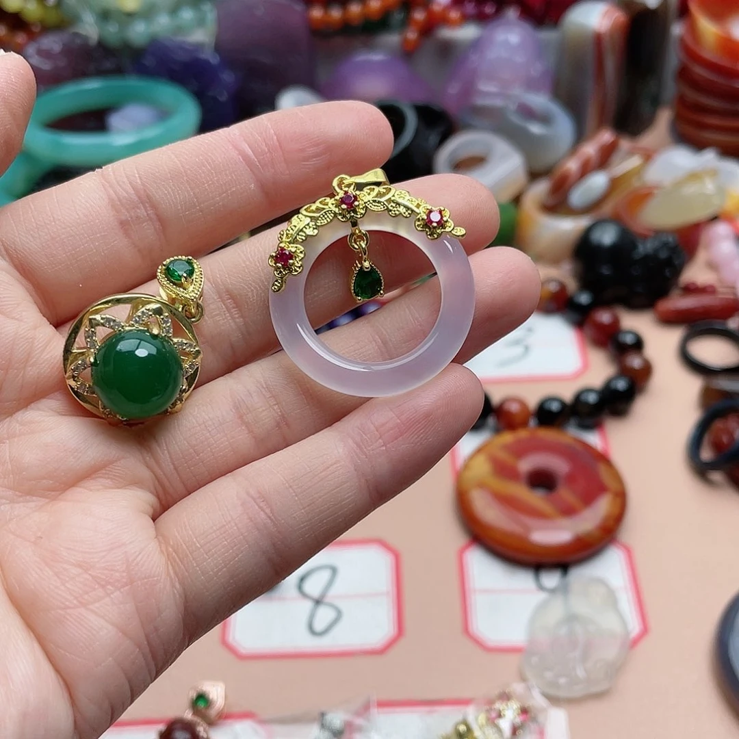 玛瑙/玉髓颈饰合金欣