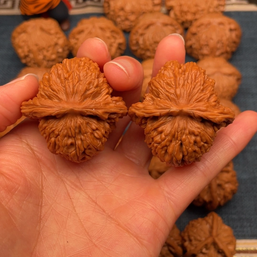 文玩核桃把件42精品肉平谷楼