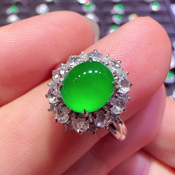 翡翠戒指18K金镶嵌戒指