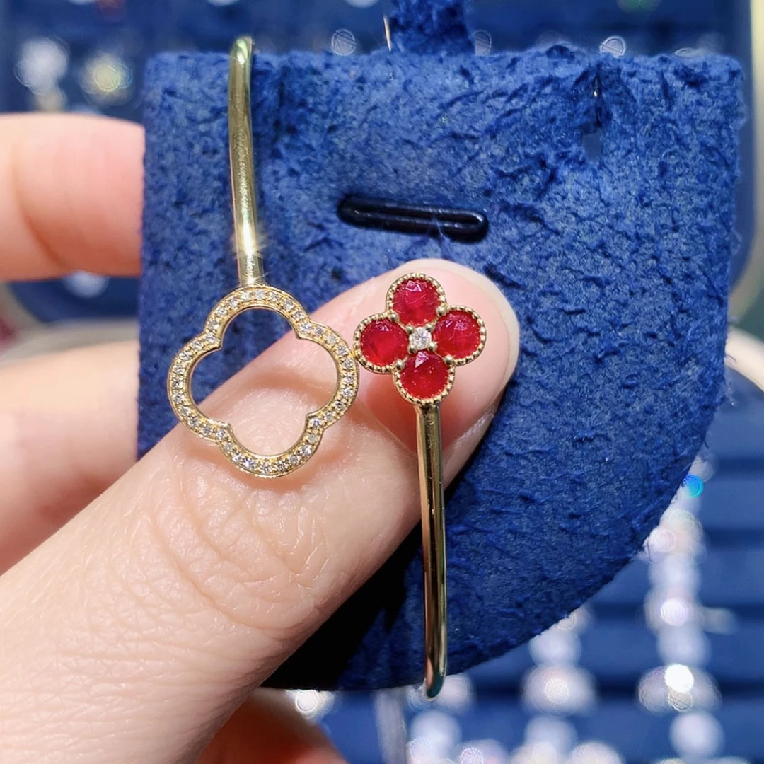 【闪购商品】18K金镶嵌手镯红宝石四叶草红宝石手镯