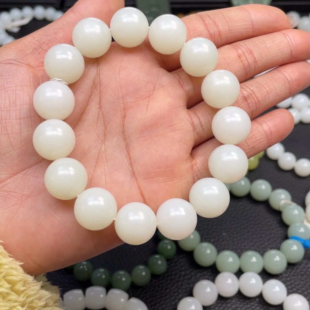 和田玉未镶嵌手链