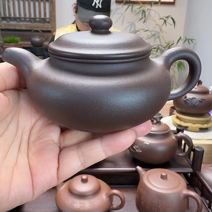 紫泥茶壶精工半手仿古