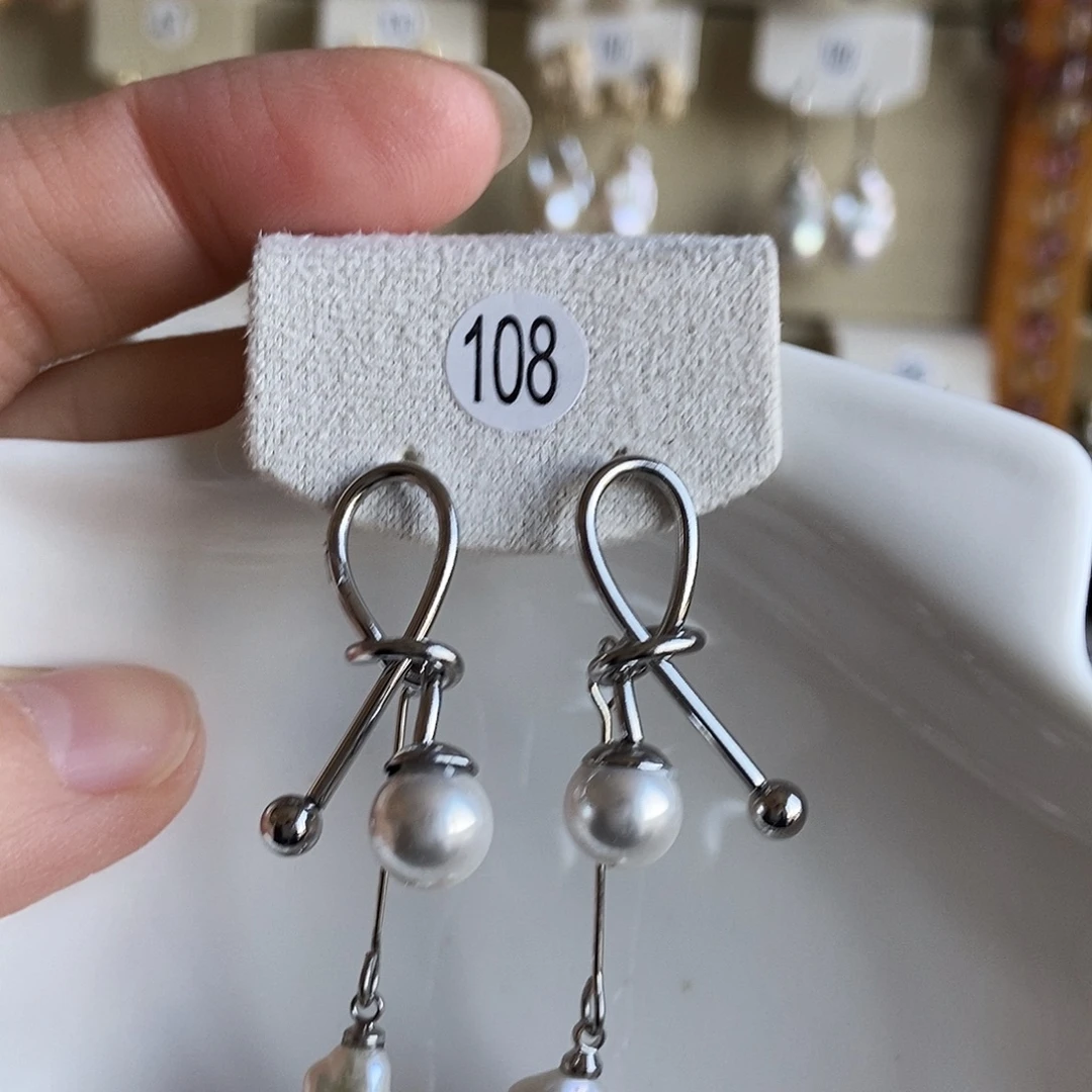 吊坠(不含链)合金淡水珍珠特价耳饰108号
