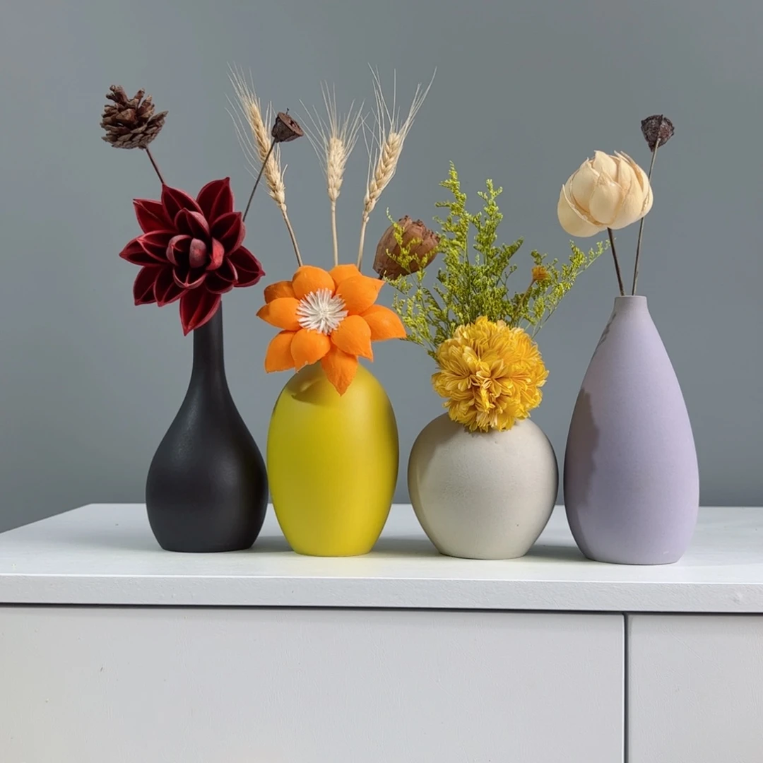 摆件陶瓷小花瓶摆件含花总高约20-30cm