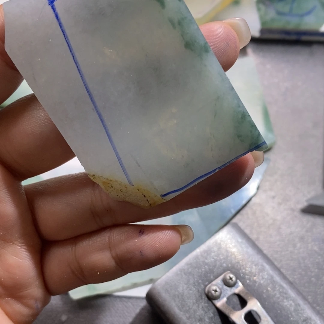 翡翠挂件未镶嵌顺**为