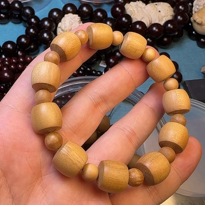 木老山檀香手串1.3✖️1.4加0.8