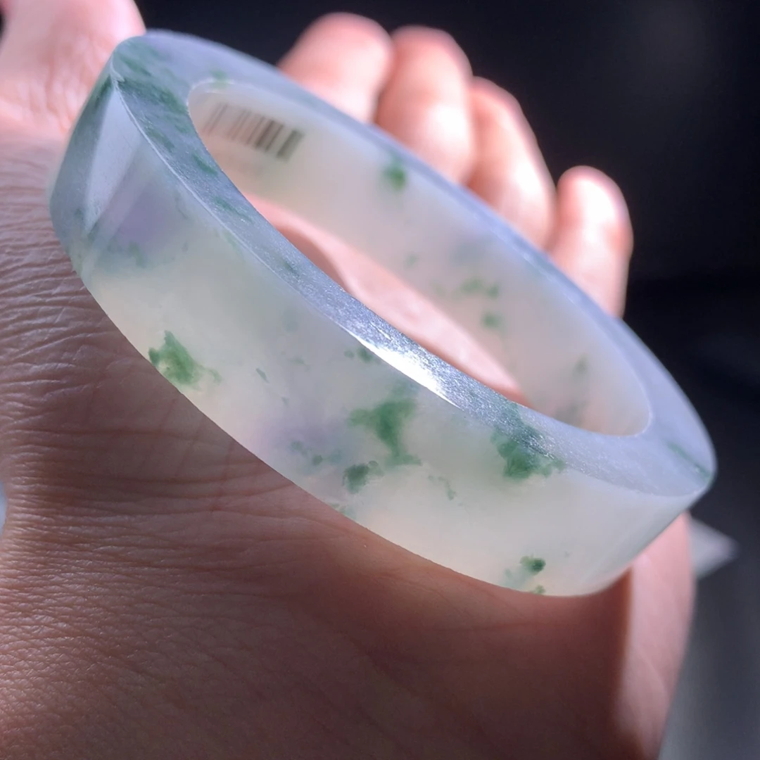 定制翡翠未镶嵌手镯