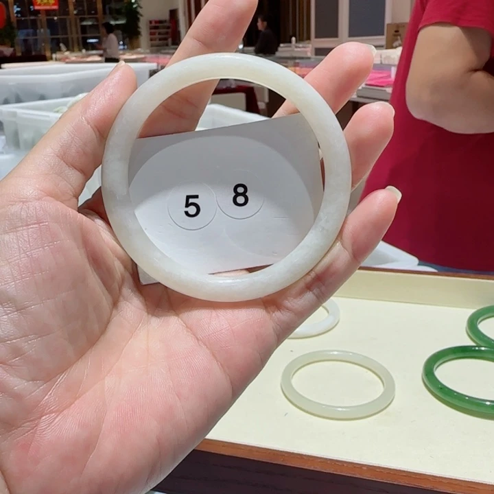 和田玉未镶嵌手镯410