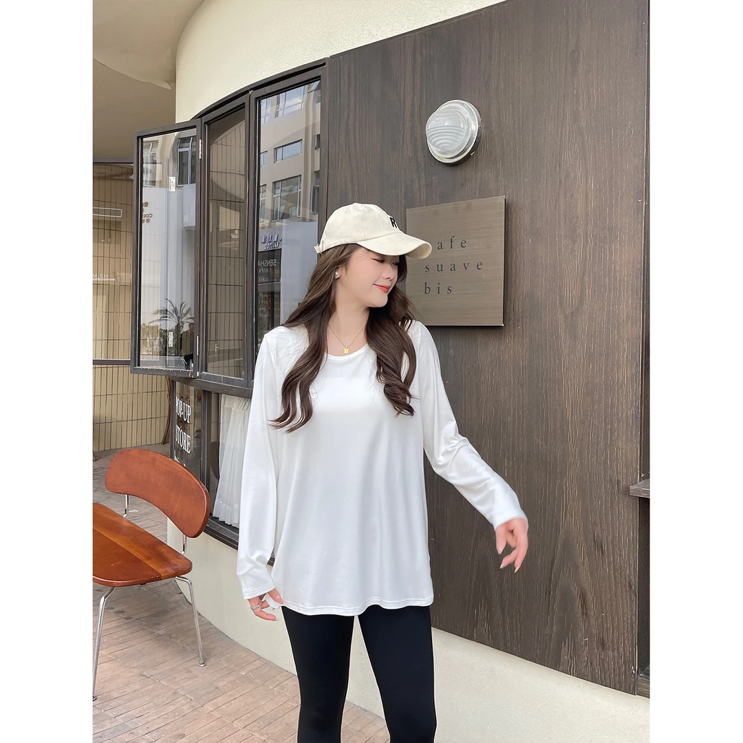 QC宣宣【简艺派】微胖大码女春百搭显瘦休闲U领长袖T恤 ZY503Q15