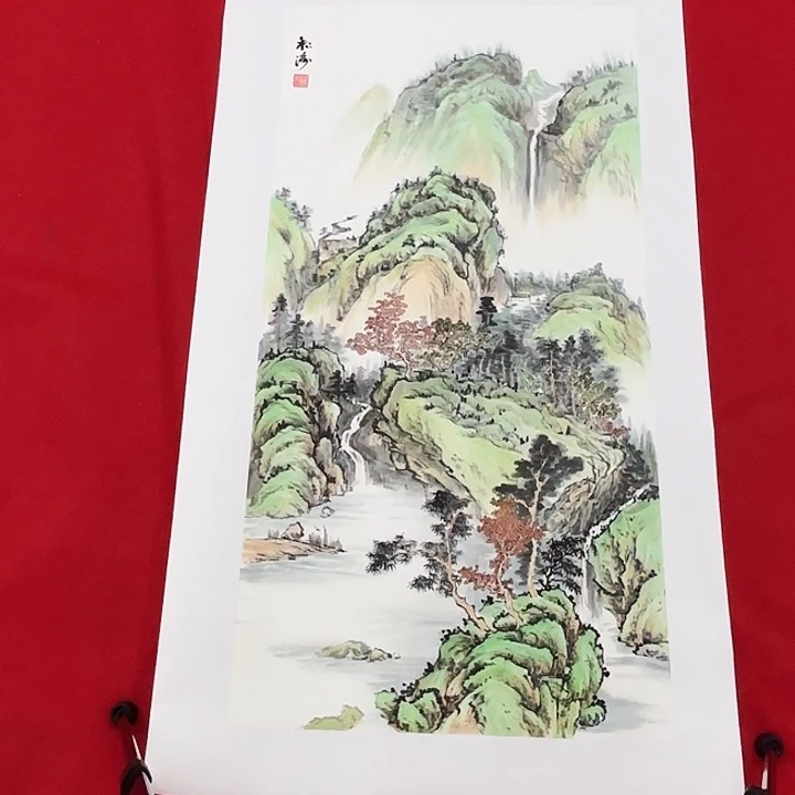 国画花鸟等图案和造型都非常