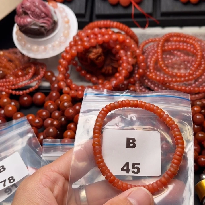 南红玛瑙未镶嵌多样性发货默认微瑕称重5mm