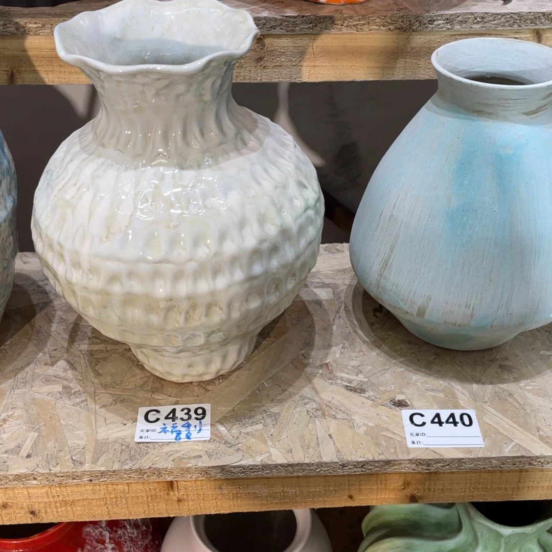 白泥花瓶景德镇陶瓷艺术研究院