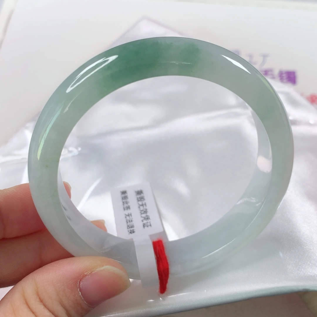 未镶嵌手镯翡翠208