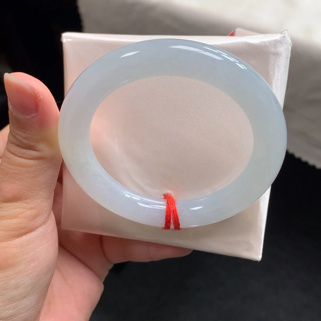 翡翠未镶嵌手镯17号53.5胖圆完美白月光