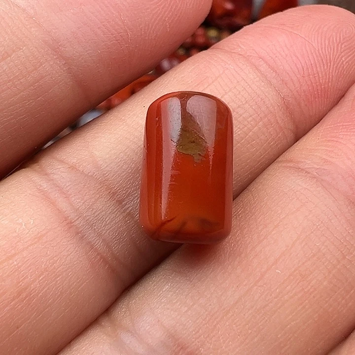 南红玛瑙未镶嵌筒珠