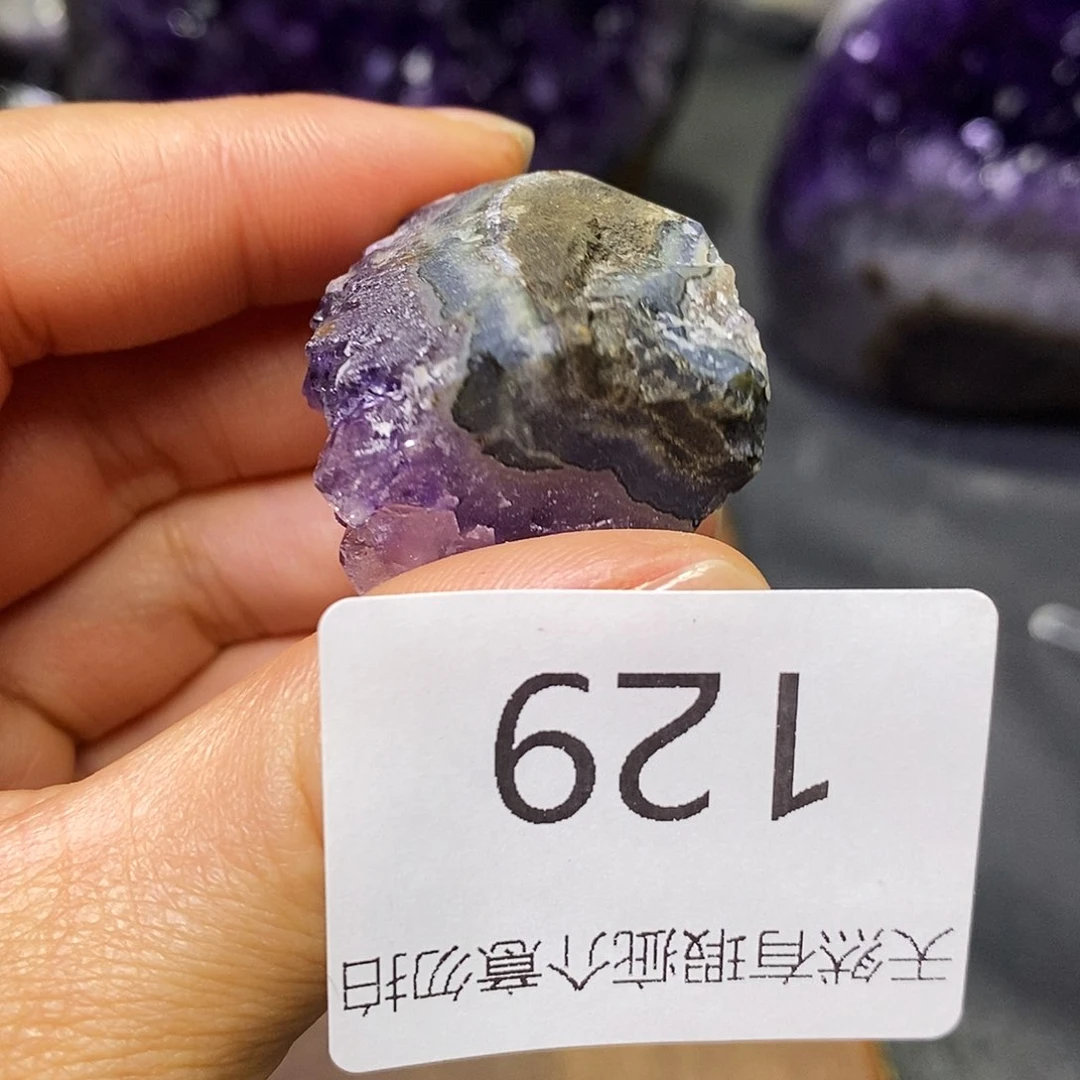 未镶嵌水晶大型摆件（非配饰）