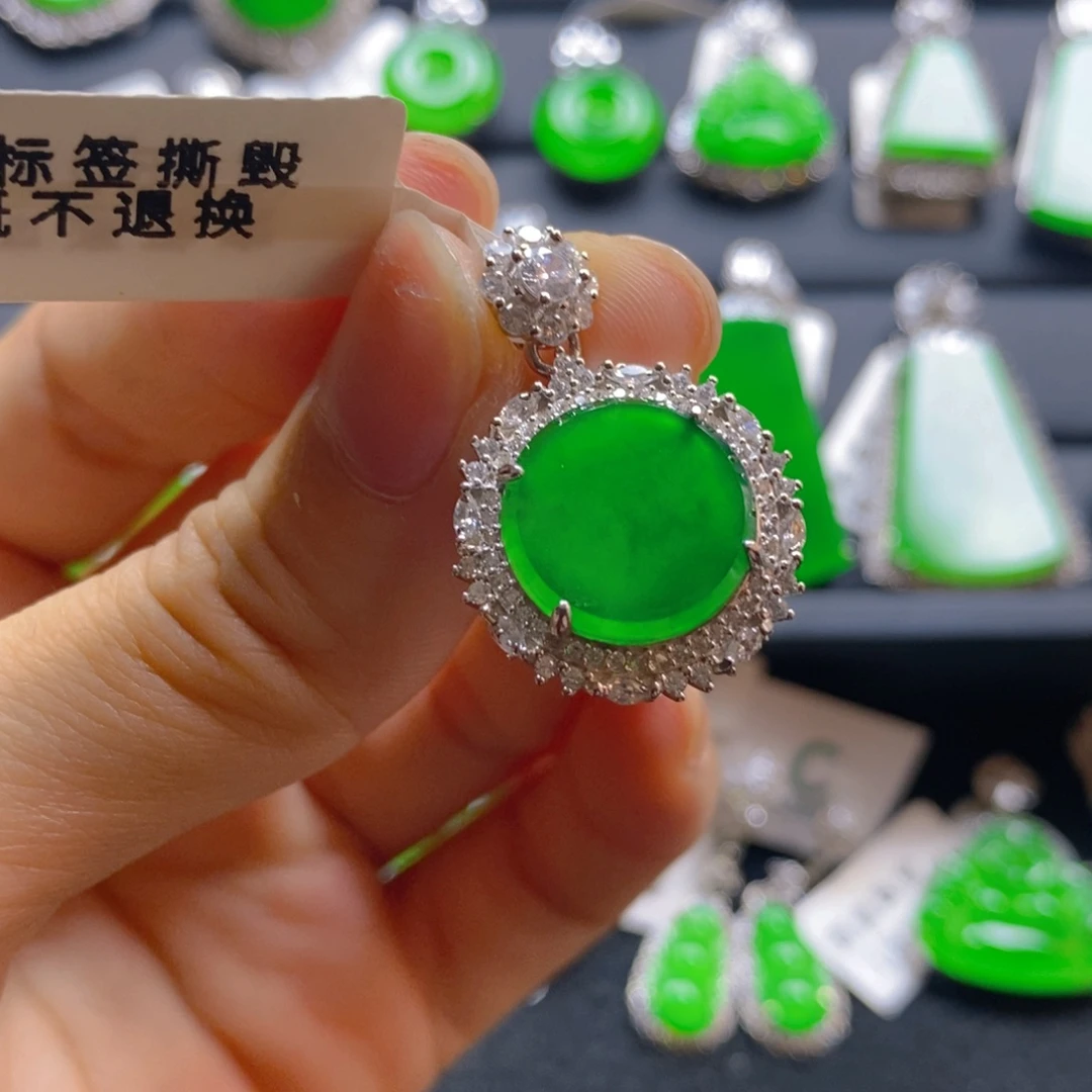 翡翠银S925镶嵌颈饰