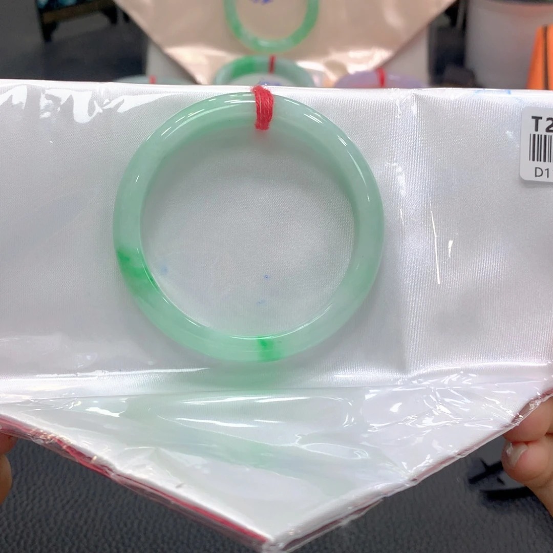 未镶嵌手镯翡翠翡翠