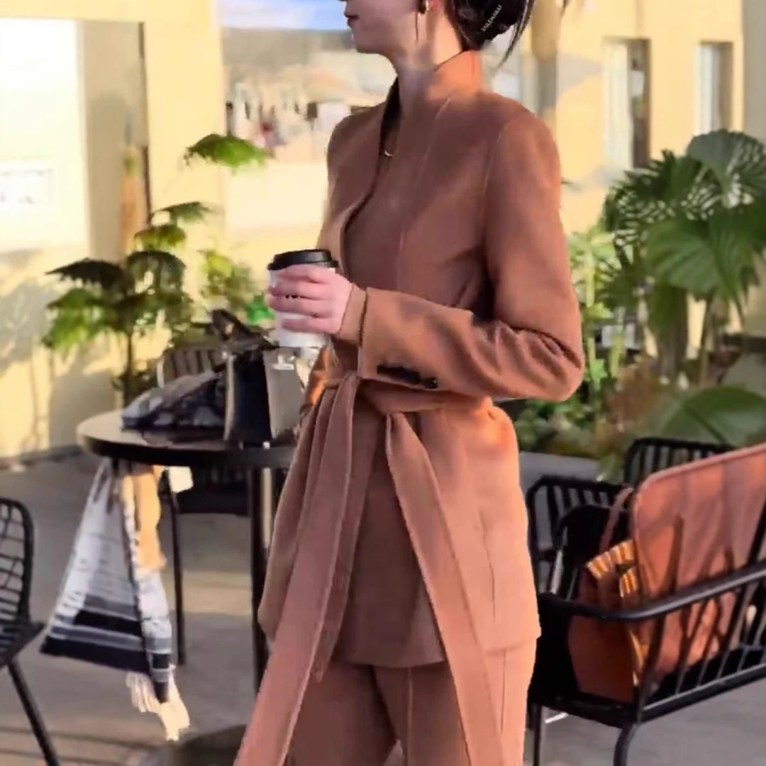 241226大爱美依缘2024新款高级感纯色干练两件套收腰外套阔腿裤女