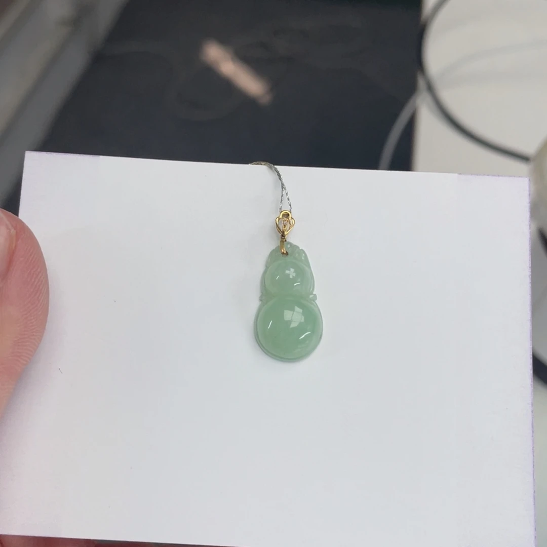 翡翠颈饰18K金镶嵌葫芦