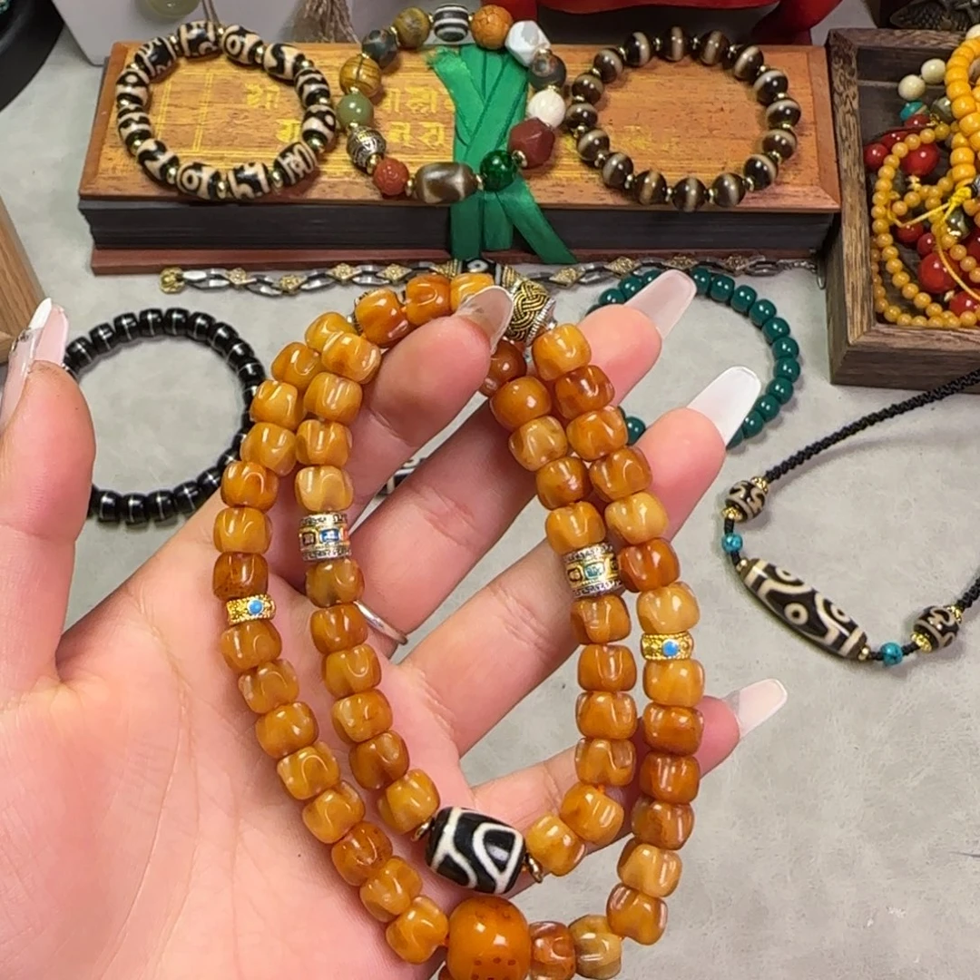 泰***森大叶紫檀（黑酸枝木类）