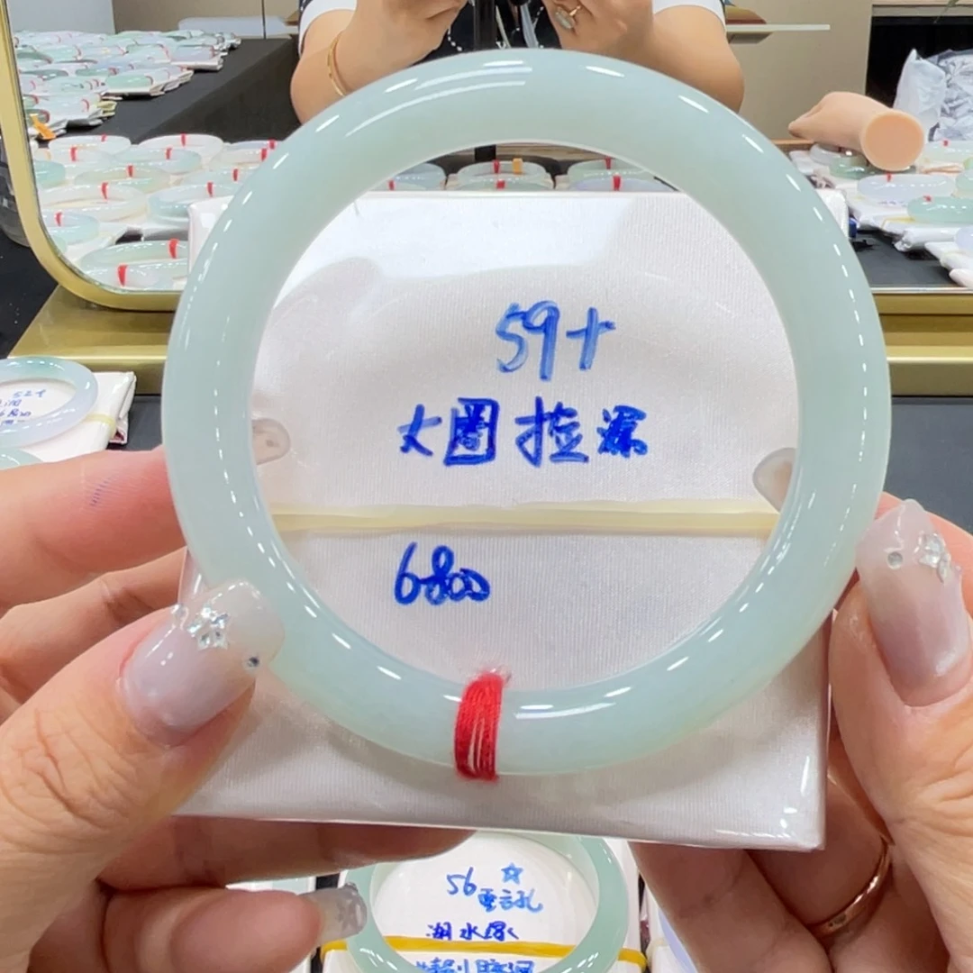 未镶嵌手镯翡翠翡翠