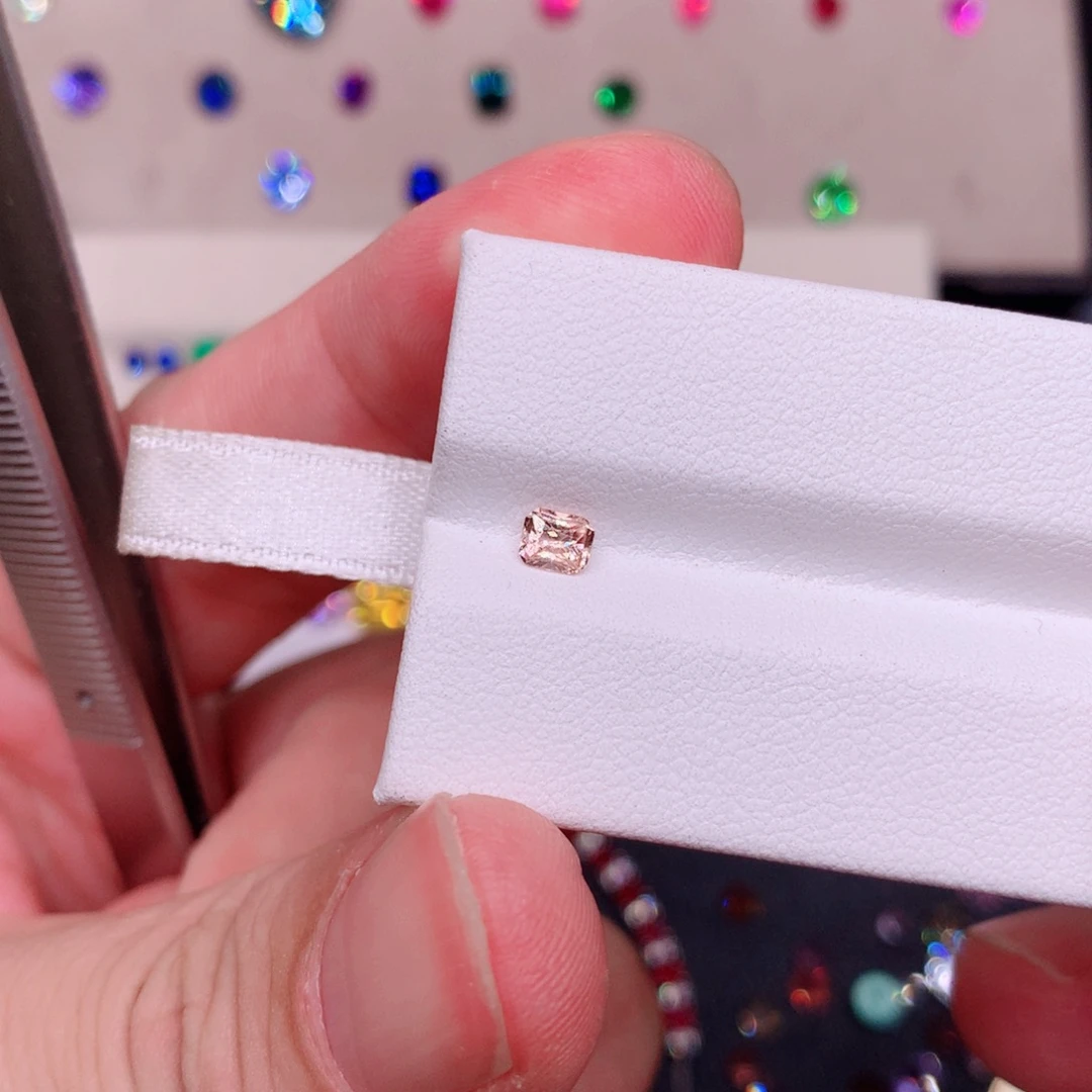 蓝宝石裸石0.3ct 日落色帕帕拉恰无烧