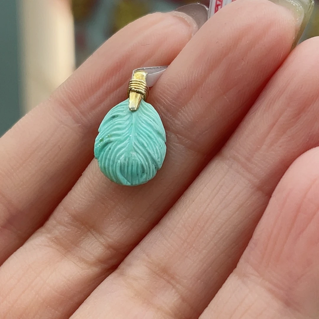 绿松石颈饰未镶嵌