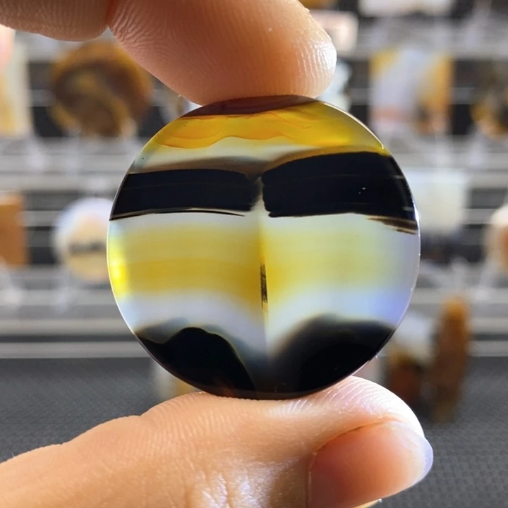 玛瑙/玉髓颈饰未镶嵌