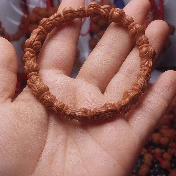 吊坠桃核龙纹桃枭