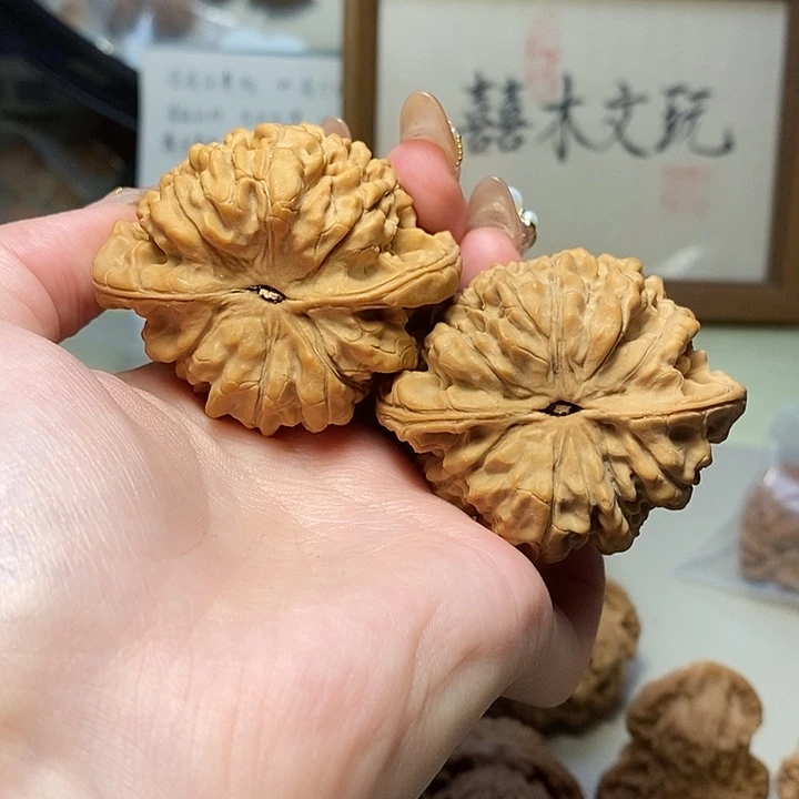 文玩核桃吊坠53官帽