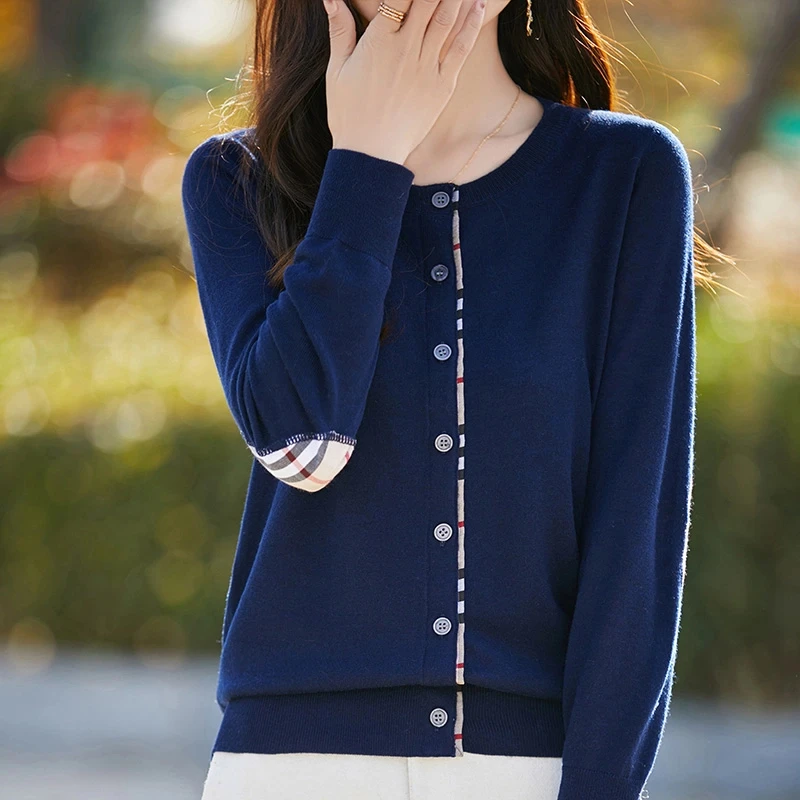 当季爆款女士开衫格子布边针织时尚圆领毛衫打底PY6162