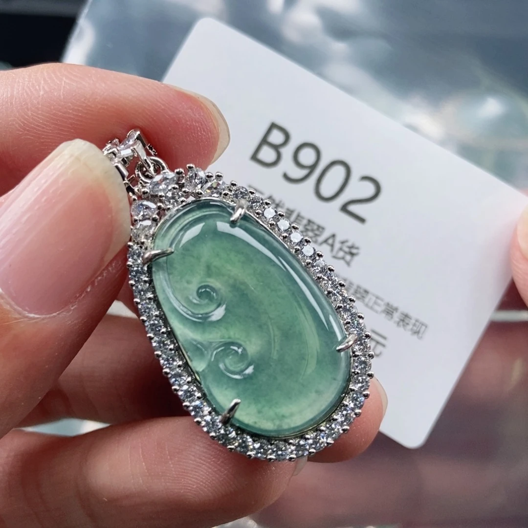【闪购商品】翡翠吊坠(不含链)未镶嵌