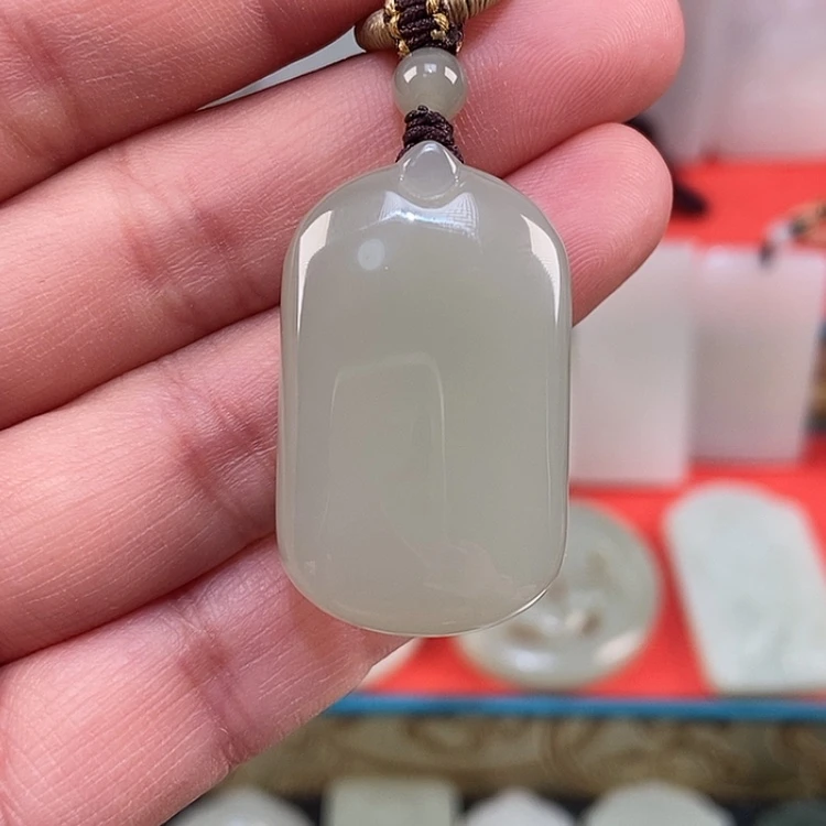 【闪购商品】颈饰未镶嵌和田玉