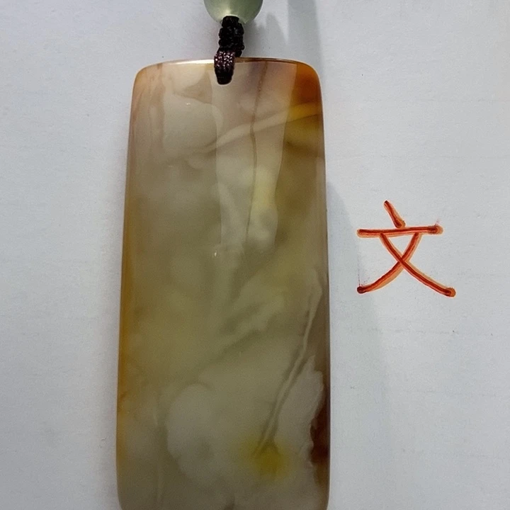 琥珀未镶嵌珠宝奇石13