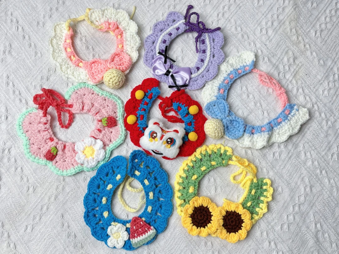 宠物纯手工钩织口水巾可抽拉调节围嘴