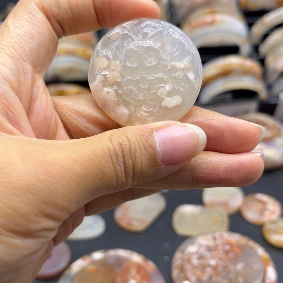 爱***猪玛瑙/玉髓未镶嵌颈饰