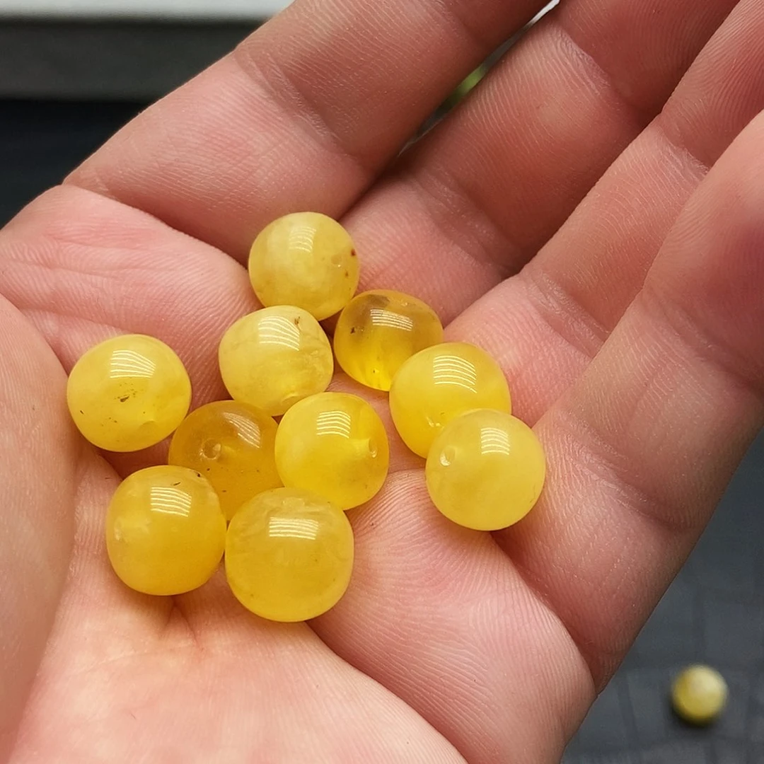 未镶嵌蜜蜡珠宝奇石11毫米老型微瑕随机一颗