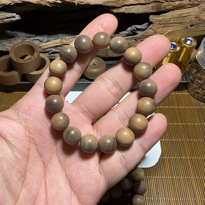 檀香木手串/手链老山檀香枯枝老料1.2瑕疵