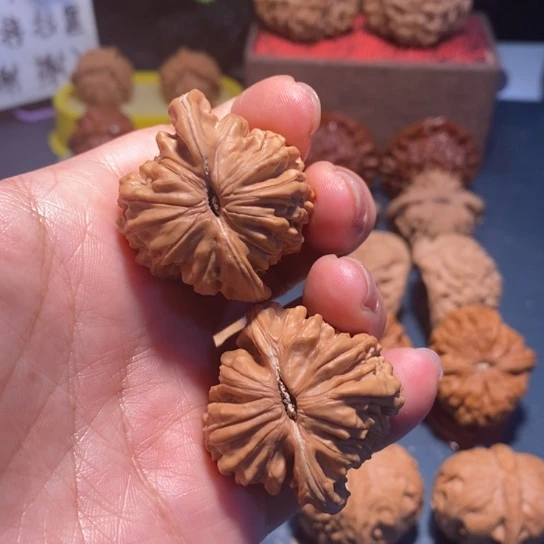 文玩核桃把件文玩四座楼38尺福利2