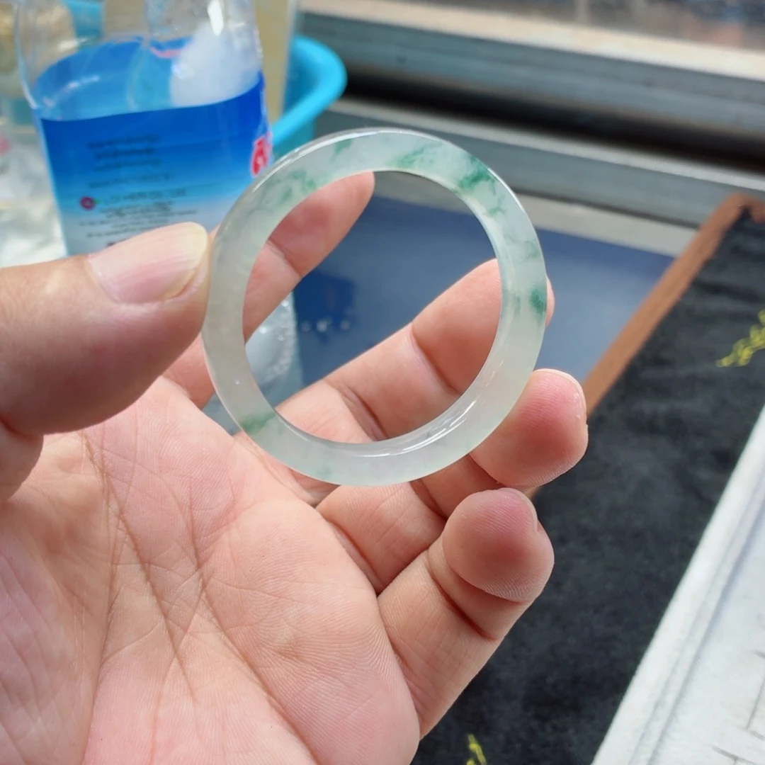 定制翡翠未镶嵌挂件